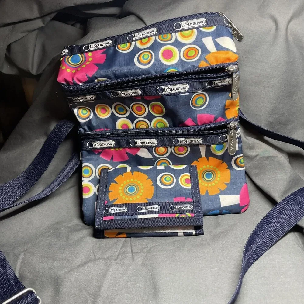 Le Sportsac Crossbody Handbag w/ 3 Zippers - Girl Talk Graphics Design 7.5